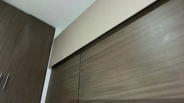 Liiz 01 online show from March 14, 5:19 am