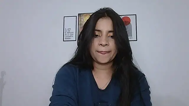 ValerieLove  online show from February 27, 11:37 pm