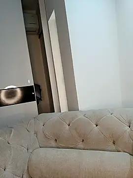 MoniqueMulberry online show from December 13, 8:04 pm