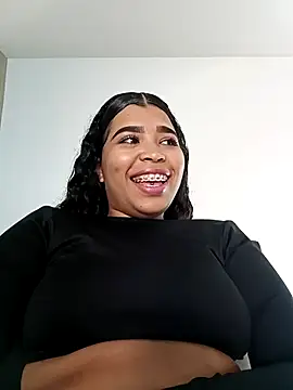 MadissonRizz online show from October 25, 8:05 pm