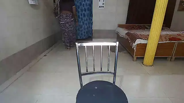 DearKimmi online show from March 9, 6:44 pm