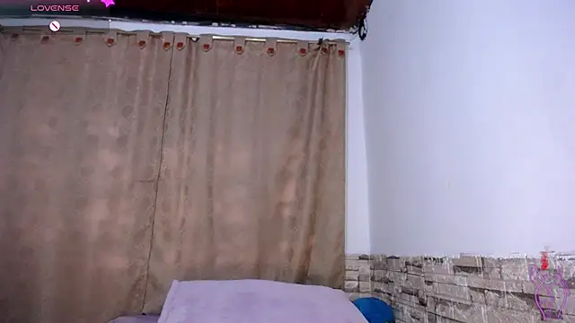 DaraKat18 online show from March 17, 10:36 pm