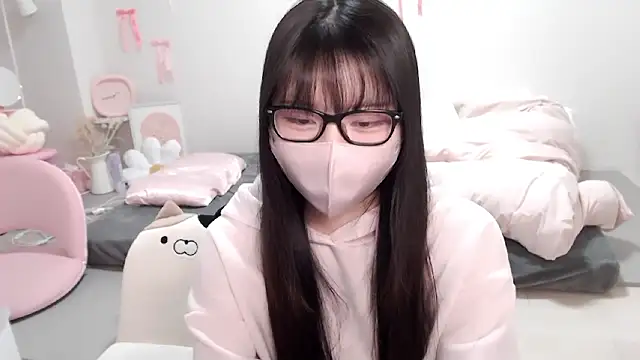 moka-neko online show from March 15, 1:24 pm