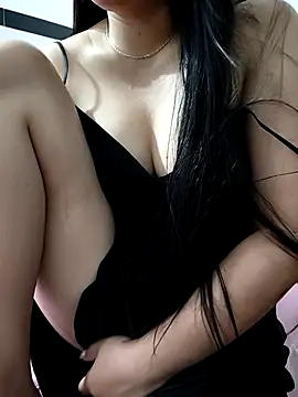 Yui-Linh online show from October 16, 2:14 am