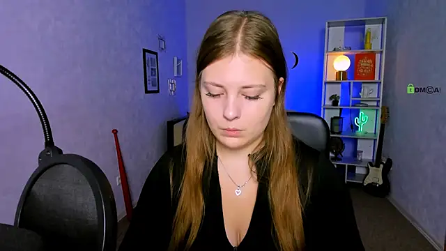 melani bumm online show from November 16, 6:48 am