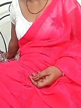 Snapshot of your_favourite_bhabhi chatting on September 13, 7:38 am your favourite bhabhi online show from September 13, 7:38 am