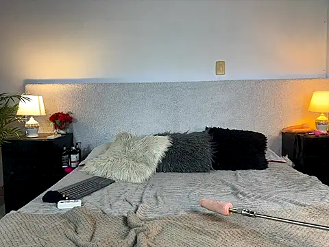 AbbyModel01 online show from September 17, 3:10 pm