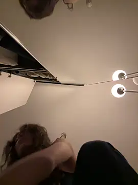 SophiiaStarr online show from December 21, 6:23 pm