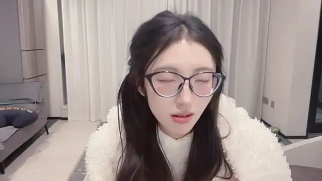 ZhaoZhao-ZM online show from November 11, 2:03 pm