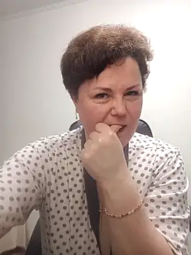 EllaLove2277 online show from January 13, 7:40 pm