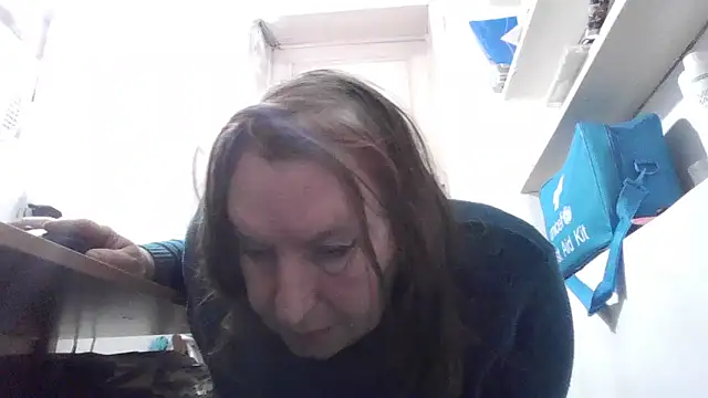 AnnaLive570 online show from February 2, 6:23 am