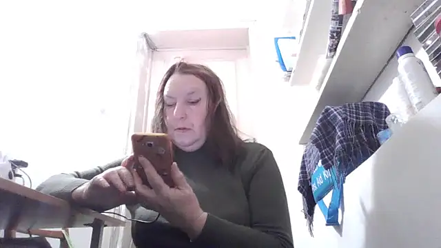 AnnaLive570 online show from March 4, 5:25 am