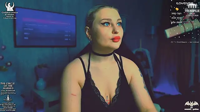 Wounded Goddess  online show from December 17, 3:49 pm