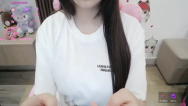 Eirlys18 online show from October 19, 6:21 pm