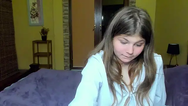 Lilly Jess online show from October 22, 6:35 pm