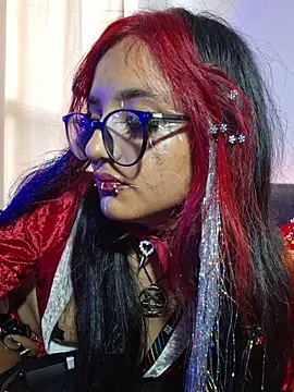 carolinerue online show from December 19, 9:29 pm