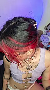 carolinerue online show from March 16, 1:15 pm