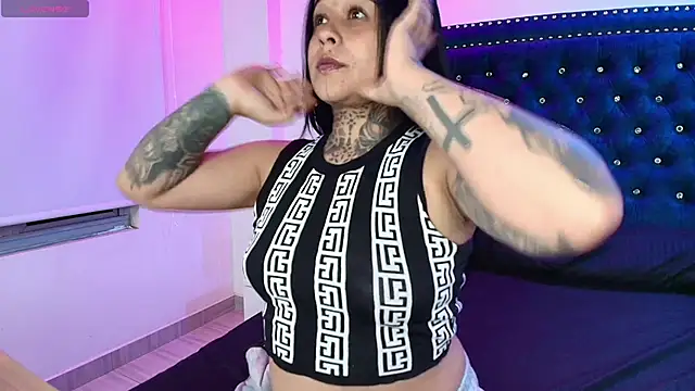 Black roseee online show from September 23, 3:37 am