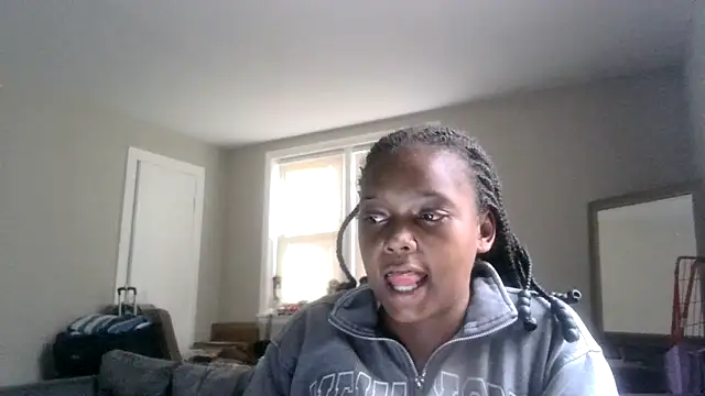 ladypooh000 online show from September 25, 4:06 pm