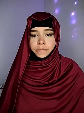 Snapshot of rhizanthella_ chatting on September 21, 9:57 pm rhizanthella online show from September 21, 9:57 pm