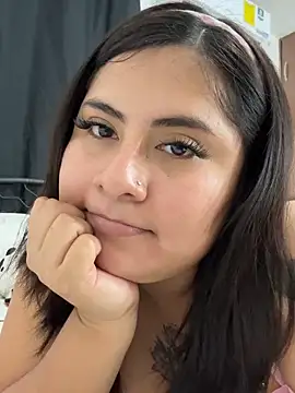 Edalyn29 online show from March 23, 9:48 am