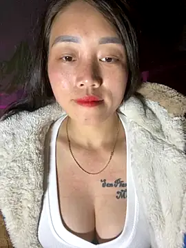 chipp-bong online show from November 24, 1:13 pm