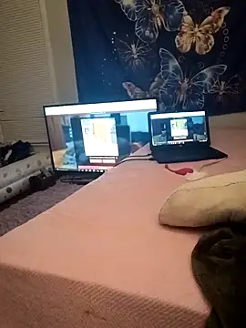 LuvTune online show from April 18, 10:18 am