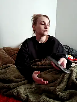 LuvTune online show from January 8, 7:18 pm