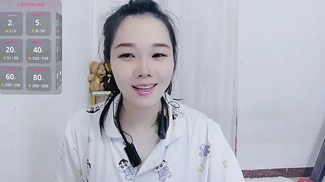 Txm123321 online show from April 19, 10:26 am