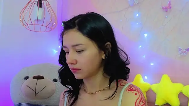 april bennett online show from February 19, 1:21 pm