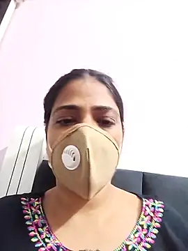 Snapshot of hottie_jenny9 chatting on October 28, 8:31 am hottie jenny9 online show from October 28, 8:31 am