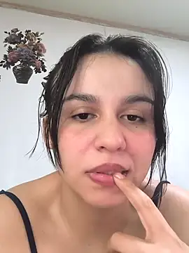 Daniela-rosee online show from February 15, 9:47 pm