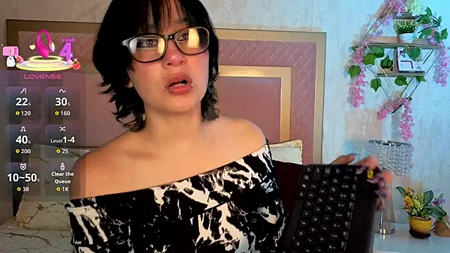 RobinBennett online show from November 27, 12:30 pm