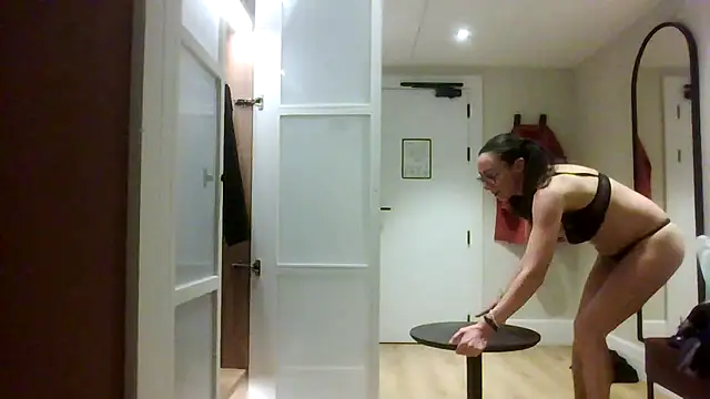 Astrid3 online show from December 5, 3:13 pm