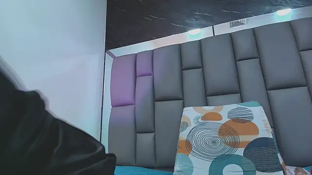 kissme luna online show from October 5, 7:41 pm