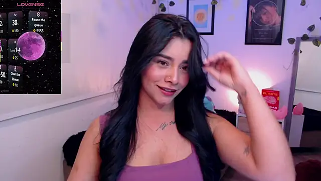 MarilynWhite  online show from October 21, 3:10 am