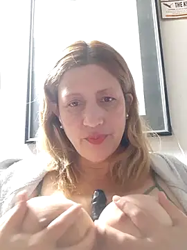 ROOMIINA online show from October 30, 11:55 am