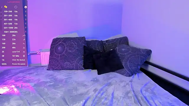 FlexyFox online show from February 4, 6:00 pm