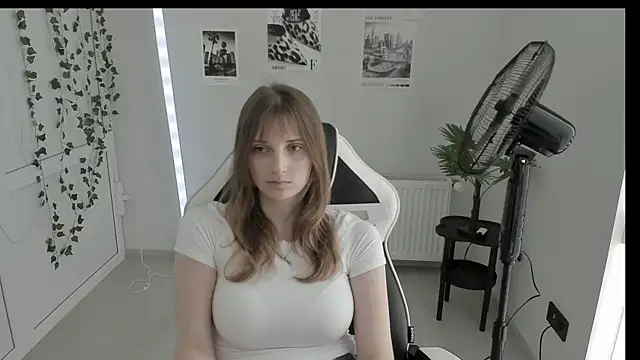 NeyliDream online show from June 6, 1:28 pm