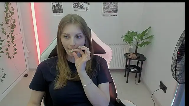 NeyliDream online show from July 31, 2:40 pm
