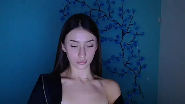 AlisaBubbles online show from December 21, 7:45 am