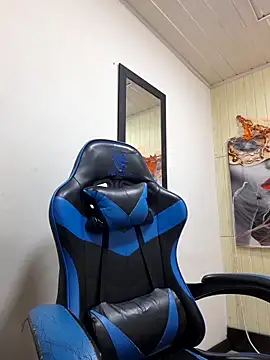 susan mooree online show from November 4, 6:57 pm