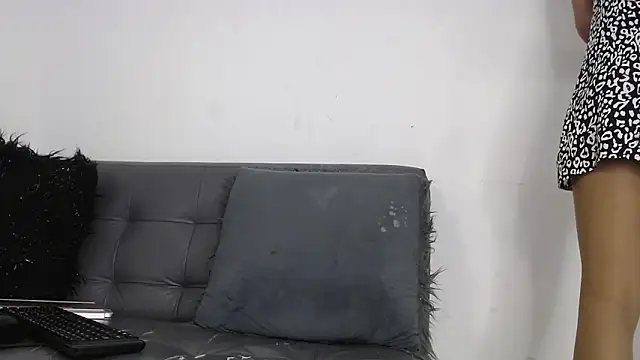 Deysha Garcias online show from April 22, 5:21 pm