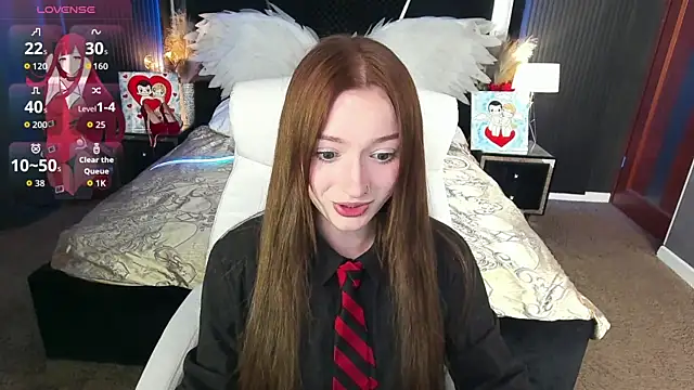 FoxyMayy online show from April 3, 7:23 pm