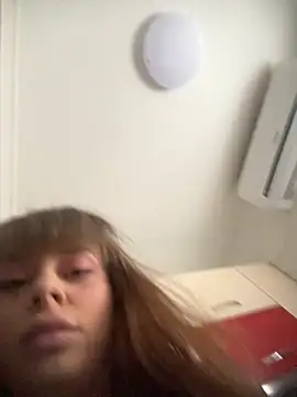 BabyBee  online show from October 27, 12:22 pm