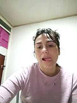 vanessa-titisM online show from November 23, 3:53 am