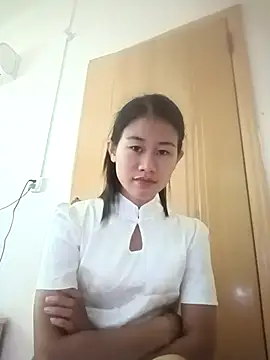 Snapshot of luy-xinh02 chatting on September 21, 4:11 am luy-xinh02 online show from September 21, 4:11 am