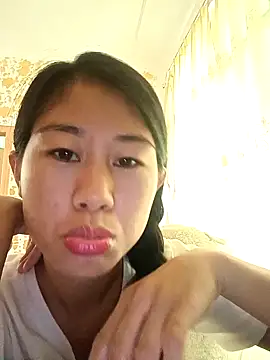 Snapshot of luy-xinh02 chatting on October 7, 2:38 am luy-xinh02 online show from October 7, 2:38 am