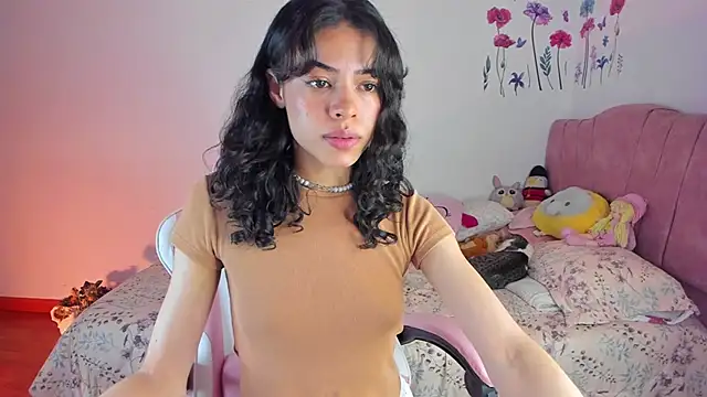 maddy parker   online show from June 5, 9:54 pm