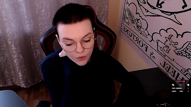 KrisNeal online show from February 23, 9:20 am